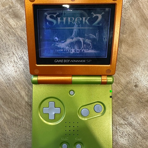 SOLD Nintendo Gameboy Advance SP AGS-001 Shrek Limited Edition Green & Orange - Picture 2 of 8